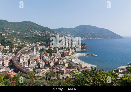 Vista aerea di Recco, piccola città in Liguria, Italia Foto Stock