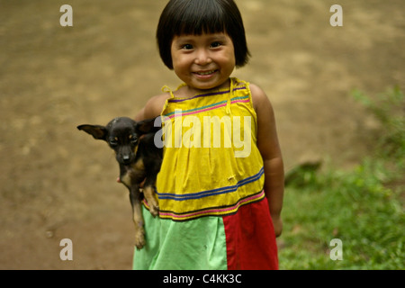 Indigeni Ngobe Bugle comunità. Chiriqui. Panama. Foto Stock