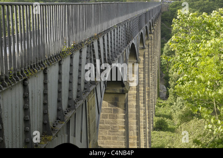 Acquedotto Pontcysyllte in Llangollen canal, oltre le Rive Dee. Foto Stock