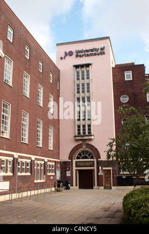 Ingresso al centro il Nuffield Università di Portsmouth Hampshire REGNO UNITO Foto Stock