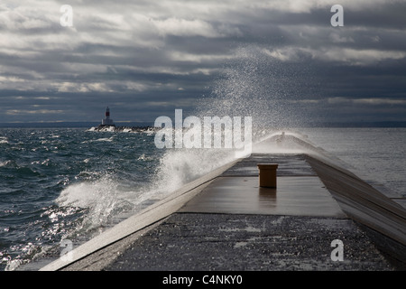 Presque Isle Harbor Light House, Lago Superior, Marquette, Michigan Foto Stock