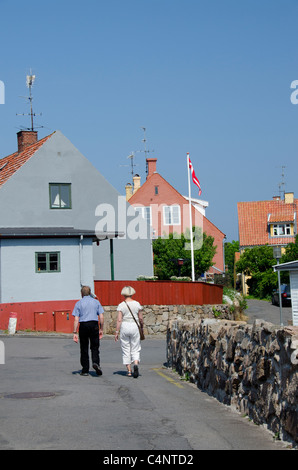 La Danimarca, l'isola di Bornholm, Gudhjem. Il pittoresco villaggio di pescatori di Gudhjem situato lungo le rive del Mar Baltico. Foto Stock