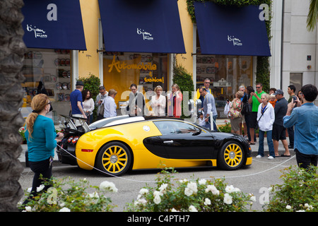 Una Bugatti Veyron al 2011 Rodeo Drive Concours in Beverly Hills California Foto Stock