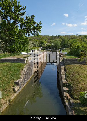 Woolsthorpe serratura centrale (n. 17), il Grantham Canal, Woolsthorpe-da-Belvoir, Lincolnshire, Inghilterra. Foto Stock