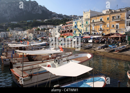 Marina Grande Isola di Capri, Baia di Napoli, Italia Foto Stock