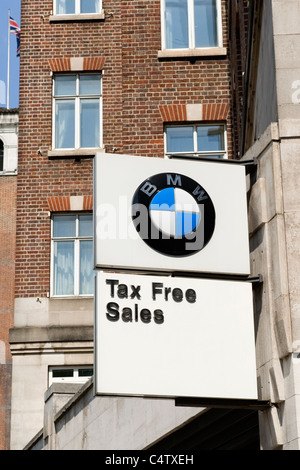 London Mayfair Hyde Park Il Park Lane DI LUSSO BMW auto tedesca vendite esentasse showroom logo & sign Foto Stock