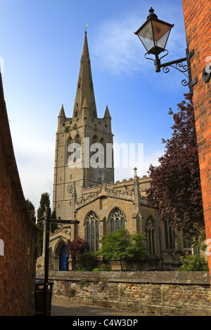 Chiesa di tutti i santi, xiv secolo chiesa gotica nel capoluogo di contea di Oakham, Rutland Foto Stock