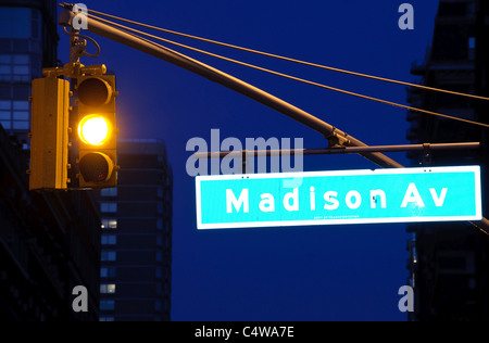 Madison Avenue, New York City, cartello stradale Foto Stock