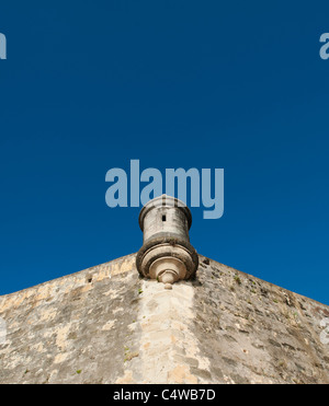 Puerto Rico,San Juan Vecchia,sezione di El Morro fortezza sotto il cielo blu Foto Stock