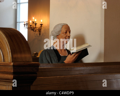 Finlandia Rauma la chiesa della Santa Croce di vetrate Foto Stock