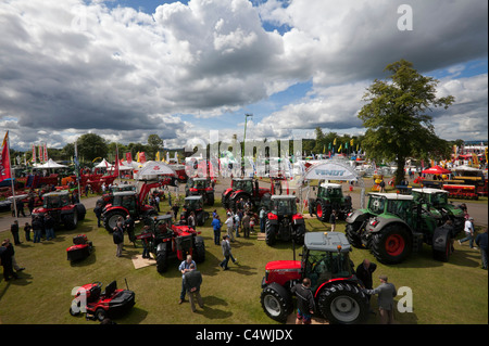 Macchinari agricoli sul display per il giorno di apertura del 2011 Royal Highland Show a Ingliston, Edimburgo Foto Stock