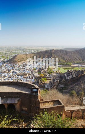 Vista di Bundi dal Taragarh (Star Fort), Bundi, Rajasthan, India Foto Stock