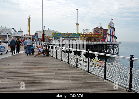 Parco di divertimenti sul molo di Brighton Foto Stock