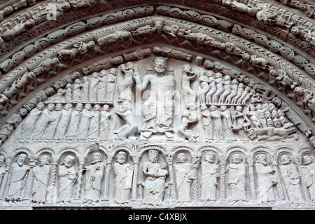 Portale romanico di Santa Maria la Real chiesa (XII secolo), a Sanguesa, Navarra, Spagna Foto Stock