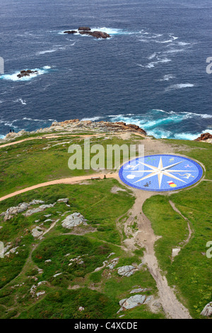 Rosa dei venti che rappresentano i diversi popoli celtici, vicino alla Torre di Hercules, A Coruña, Galizia, Spagna Foto Stock