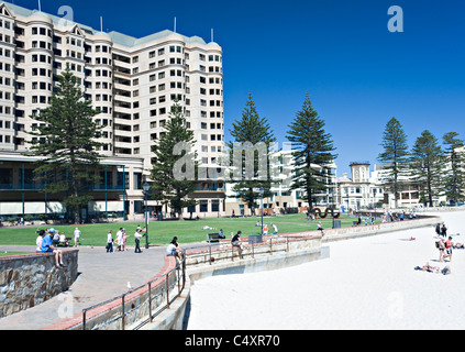 L'incantevole costiera popolare sobborgo di Adelaide di Glenelg in Sud Australia SA Foto Stock