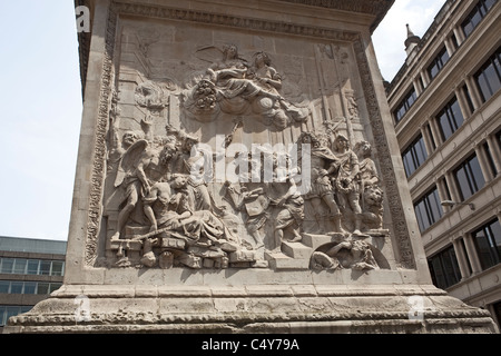 Città di Londra, il Monumento Giugno 2011 Foto Stock