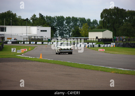 Goodwood Curcuit, lo storico motor racing venue vicino a Chichester in West Sussex Foto Stock