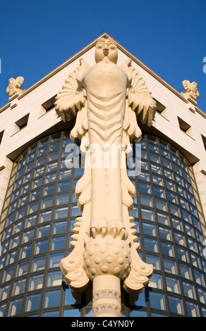 Vienna - owl dalla facciata di università Foto Stock