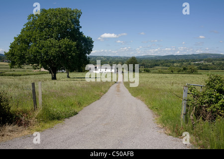 Via porta passato su terreni agricoli, vicino Pendoylan, Vale of Glamorgan Foto Stock