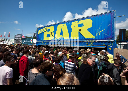 Fratelli sidro bar presso il festival di Glastonbury 2011, Pilton, Somerset, Inghilterra. Foto Stock