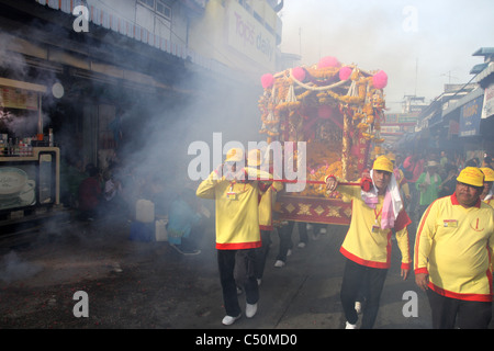 Il carnevale di Samut Sakhon santuario della città festival di Dio in Thailandia Foto Stock