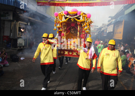 Il carnevale di Samut Sakhon santuario della città festival di Dio in Thailandia Foto Stock