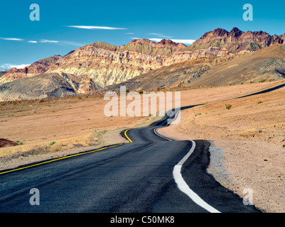 Artisti Drive. road. Parco Nazionale della Valle della Morte, California. Foto Stock