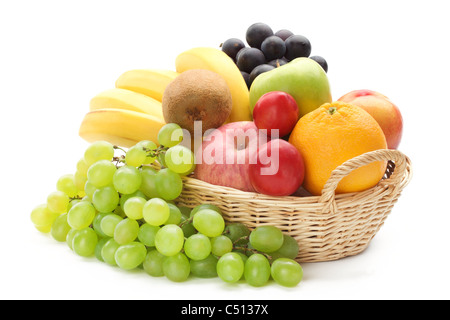 Frutta fresca isolati su sfondo bianco. Foto Stock