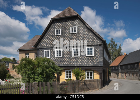 Umgebindehaus in der Oberlausitz | Umgebindehaus, Lusazia superiore Foto Stock