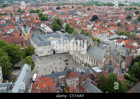 Una veduta aerea della città di Bruges, Fiandre Occidentali, Belgio, preso dal campanile. Foto Stock