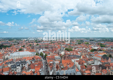 Una veduta aerea della città di Bruges, Fiandre Occidentali, Belgio, preso dal campanile. Foto Stock