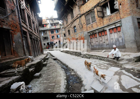 Una scena a Bhaktapur, Nepal. Foto Stock