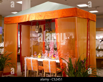 Display da pranzo, i magazzini Macy's Herald Square, NYC Foto Stock