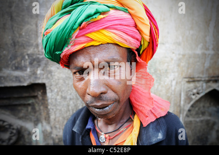 Fakirs sufi musulmani (uomo santo) all'annuale Urs (anniversario della morte del santo Sufi Moinuddin Chisti Foto Stock