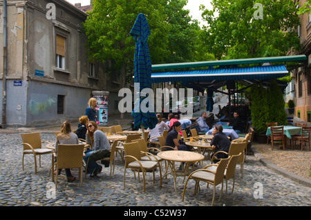 Cafe terrazza Skadarska street quartiere Skadarlija Belgrado capitale della Serbia Europa Foto Stock