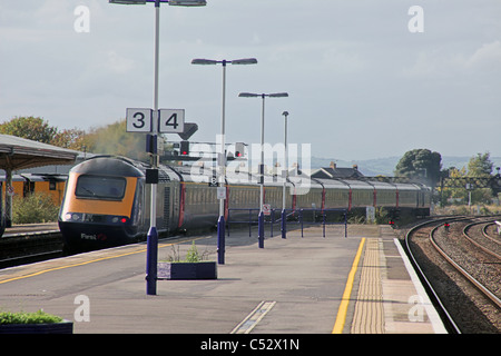 Un primo grande Western Inter City 125 treno Stazione di Taunton in Somerset con Londra Paddington per servizio di Plymouth Foto Stock