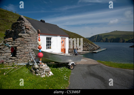 Burra Firth e SNH Hermaness boat house a stoppino Fiska isola di Unst Shetland Islands. SCO 7472 Foto Stock