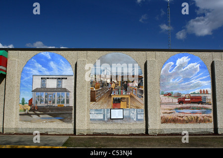 Murales a Legale, Alberta, Canada pittura decorazioni a parete artistica fantasiosa creatività inventiva arty Foto Stock