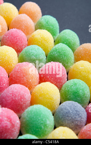 Allineati il gruppo di colori differenet di Jelly Beans Foto Stock