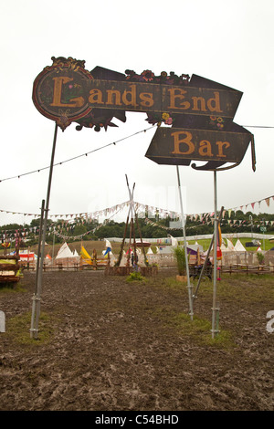 Lands End Bar, dietro le quinte Park Stage, Glastonbury festival 2011 Foto Stock