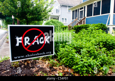 Anti fracking piastra in prato nello Stato di New York, Stati Uniti d'America Foto Stock