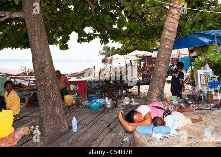 Dettaglio della gente di mare villaggio zingaro nell isola di Phi Phi, Thailandia. Foto Stock