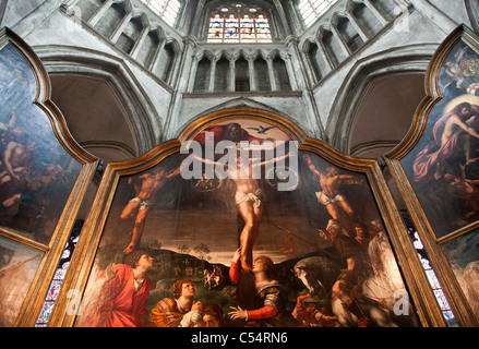 Bernard van Orley, trittico con la Crocifissione nella chiesa di Nostra Signora di Bruges Belgio 4 Foto Stock