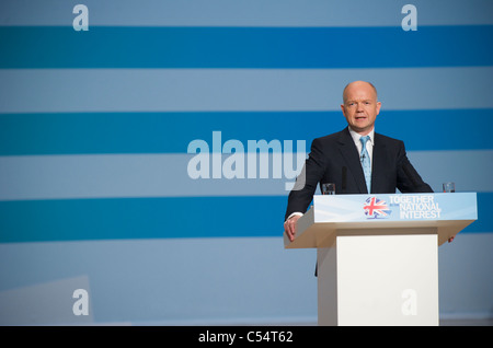 Ottobre 6th, 2010, Birmingham, Regno Unito. Segretario di Stato per gli affari esteri William Hague parla ai delegati al congresso del partito conservatore. Foto Stock