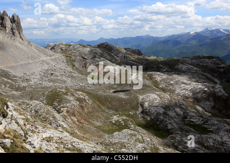 Vista della parte di Los Urrieles, il blocco centrale del calcare [Picos de Europa] mountain range in Cantabria, Spagna settentrionale Foto Stock