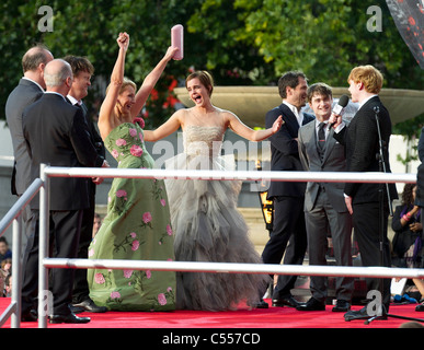 JK Rowling, Emma Watson, David Heyman Daniel Radcliffe e Rupert Grint "Harry Potter ed il Deathly Hallows: parte 2 " Mondo Pre Foto Stock