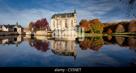 I Paesi Bassi, Valkenburg, la tenuta e il castello chiamato Schaloen. Vista panoramica. Foto Stock