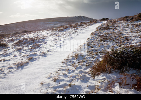 Dartmoor in Snow vicino a Saddle Tor, Devon, Inghilterra, Regno Unito Foto Stock