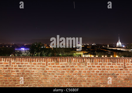 Vista della città con la Mole Antonelliana, Torino, Italia, Europa Foto Stock